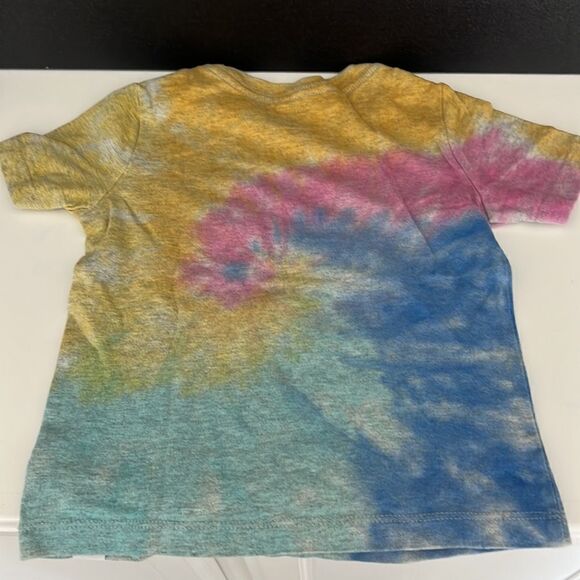 Toddler Gap Bundle of 3 t-shirts and 1 denim shorts - Picture 7 of 13